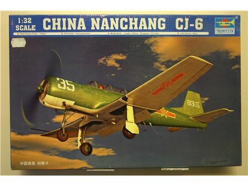 China Nanchang CJ-6 - modelli Trumpeter