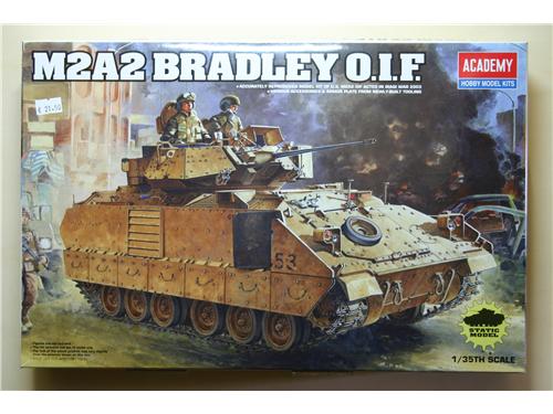 M2A2 Bradley O.I.F.  - modelli Academy