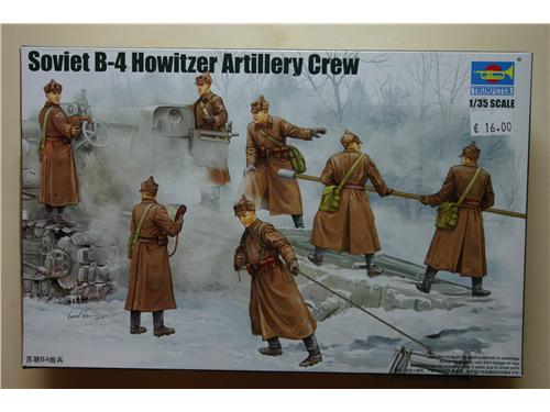 Soviet B-4 Howitzer Artillery crew - modelli Trumpeter