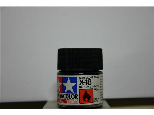 X-18 - semi gloss black - colori acrilici Tamiya