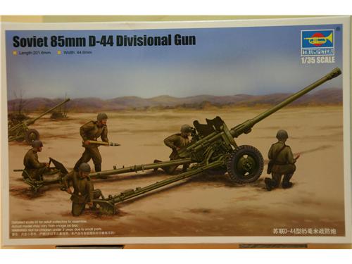 Soviet 85mm D-44 Divisional Gun - modelli Trumpeter